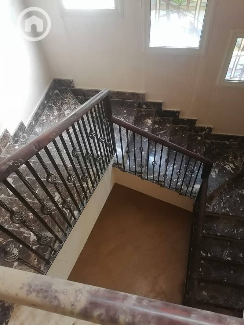 11 bfe57611-9248-4588-942e-d5136906fcd1. jpg