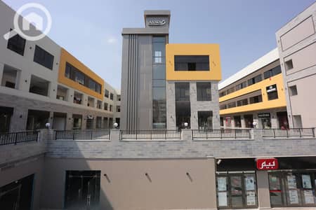 مجمع تجاري  للبيع في مدينة الشروق، القاهرة - KORY8170. JPG