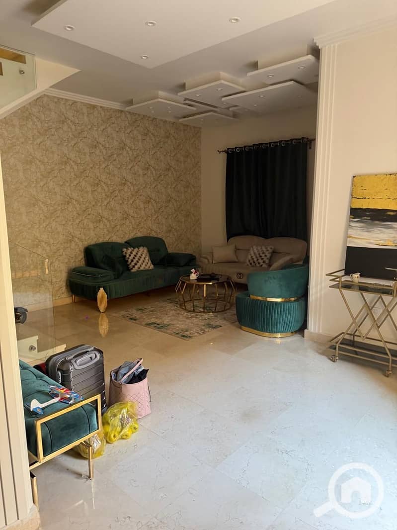 30 c23e5231-800c-48c9-b983-34a869540502. jpeg