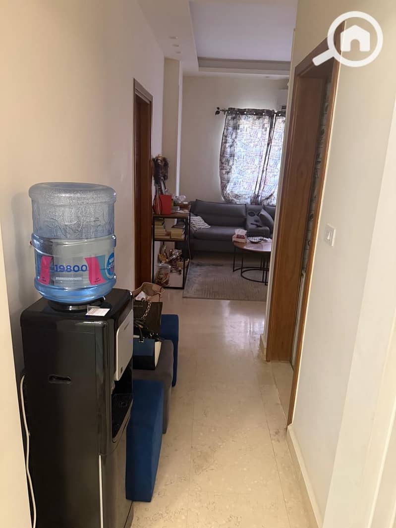 41 b478c4f7-67e8-492d-ab70-4921cfd61a51. jpeg