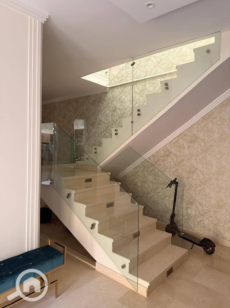 43 84f1e20a-0313-4f48-a877-1f3f3d663788. jpeg