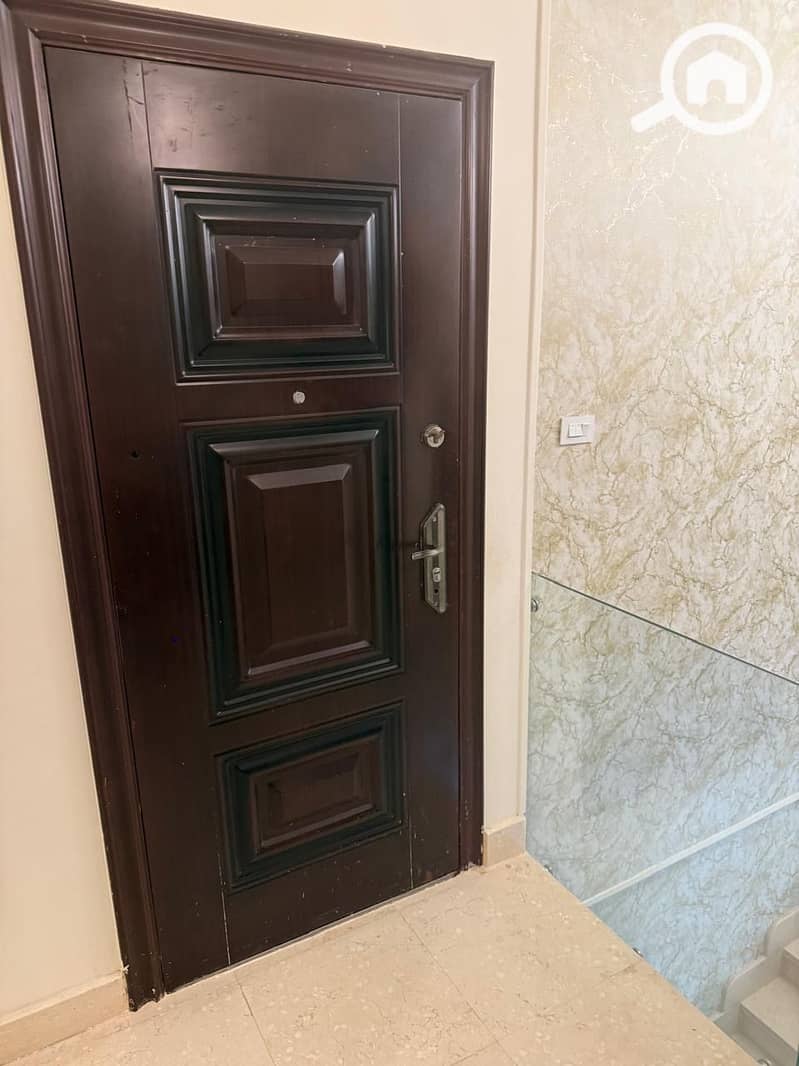 58 03393a94-199f-44c8-83e6-64c6adaaff88. jpeg