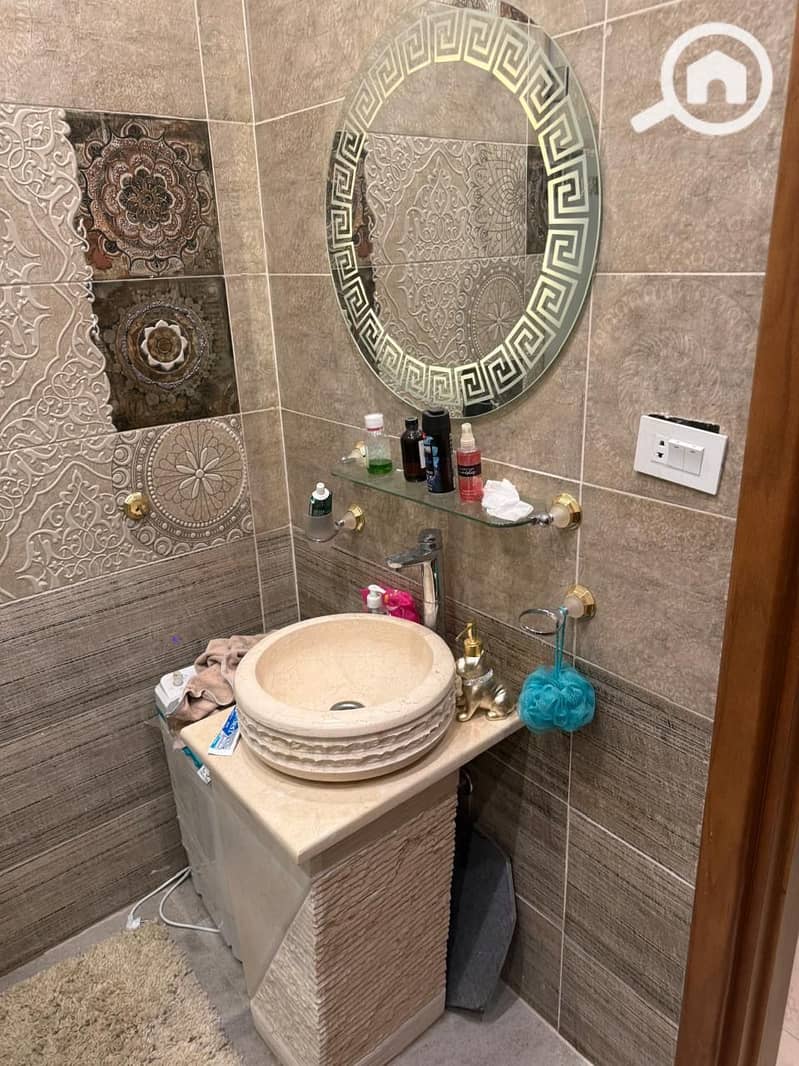 59 94147cf9-e8ab-47e5-8e03-7116c102407f. jpeg