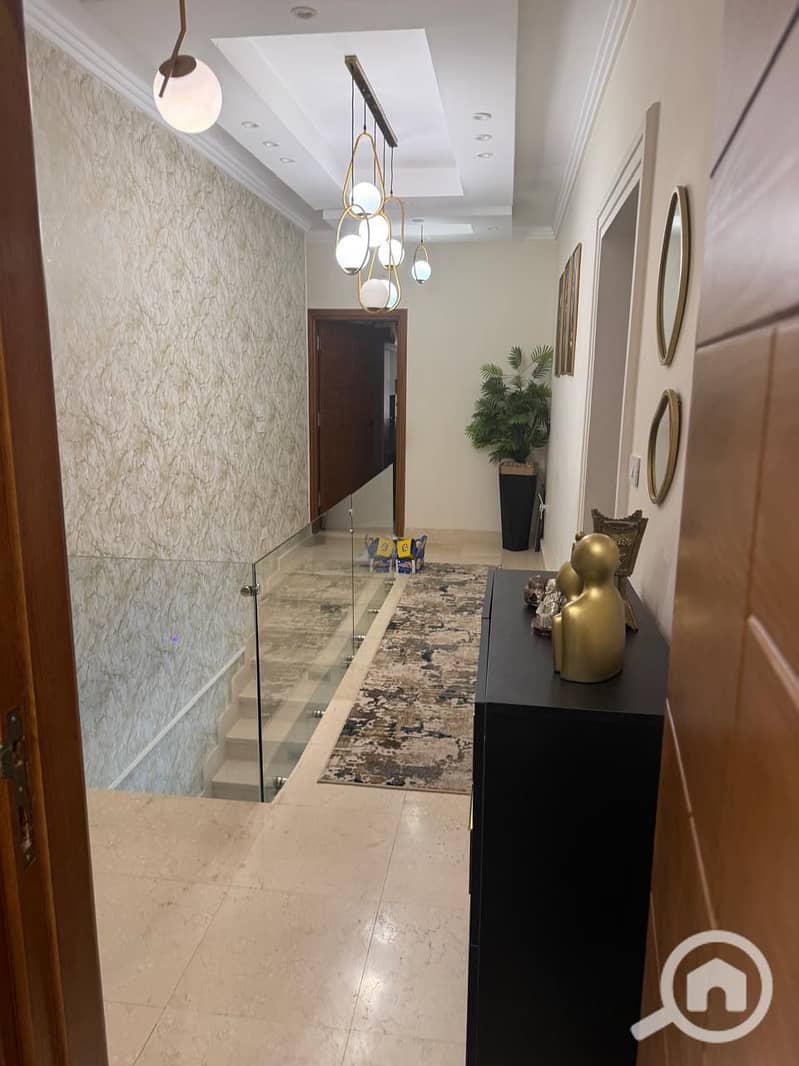 67 19c8396a-6ec8-4bd7-8f91-4d191cbb3510. jpeg