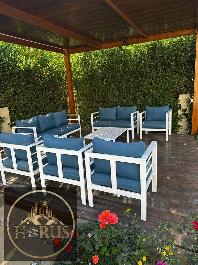 14 1273aa88-0cff-4065-9d95-36d88b34ee80. jpg