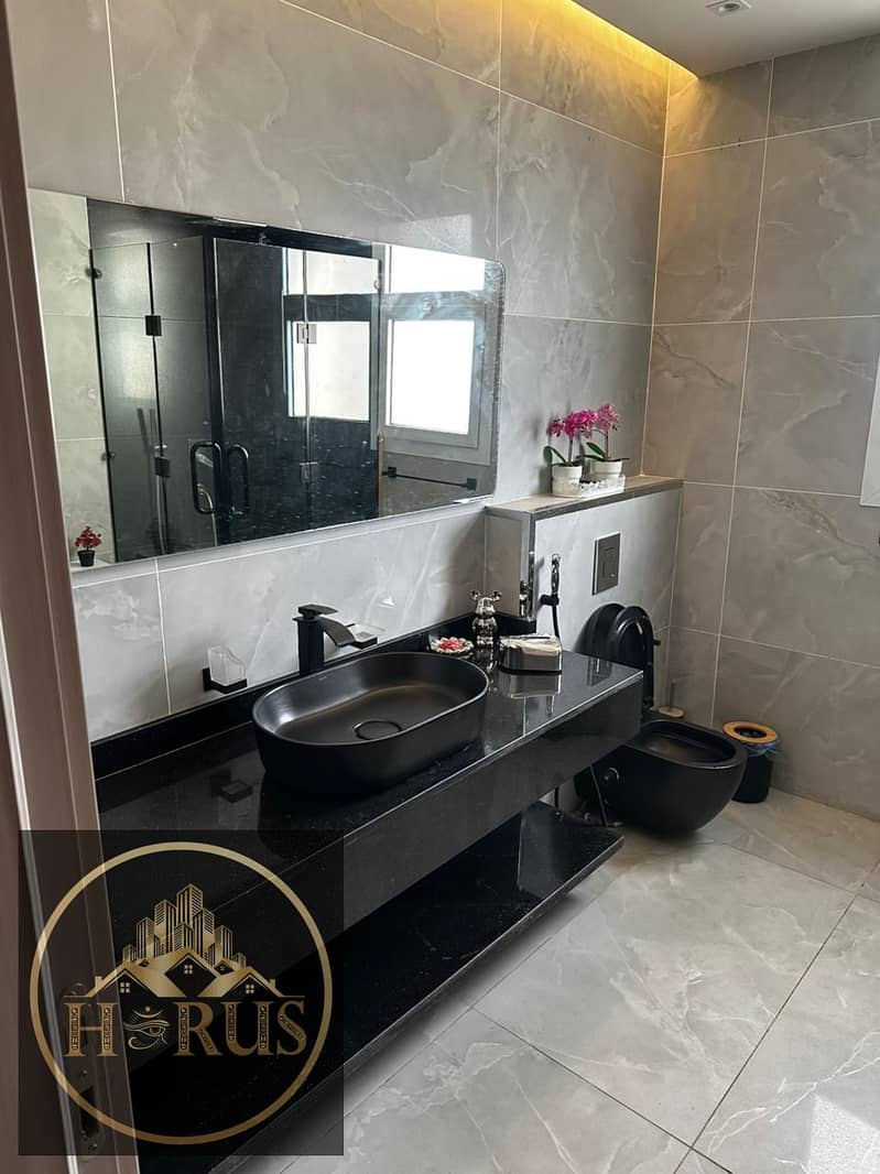 22 ed344046-b022-4a31-85fd-afda06dfc406. jpg