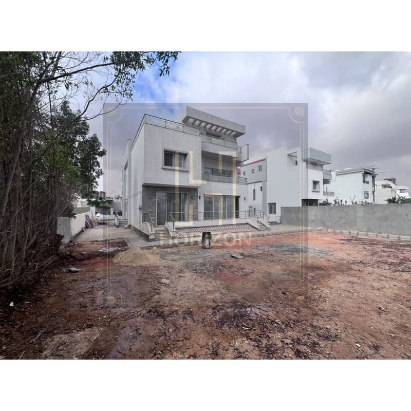 4 WhatsApp Image 2025-12-17 at 3.27. 24 PM. jpg