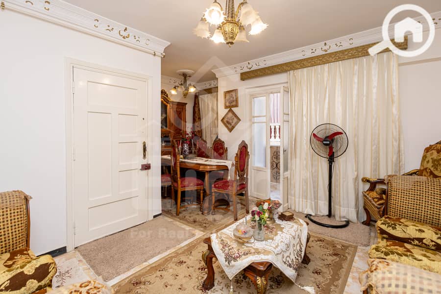 2 (2) IMG_5975-Edit. jpg