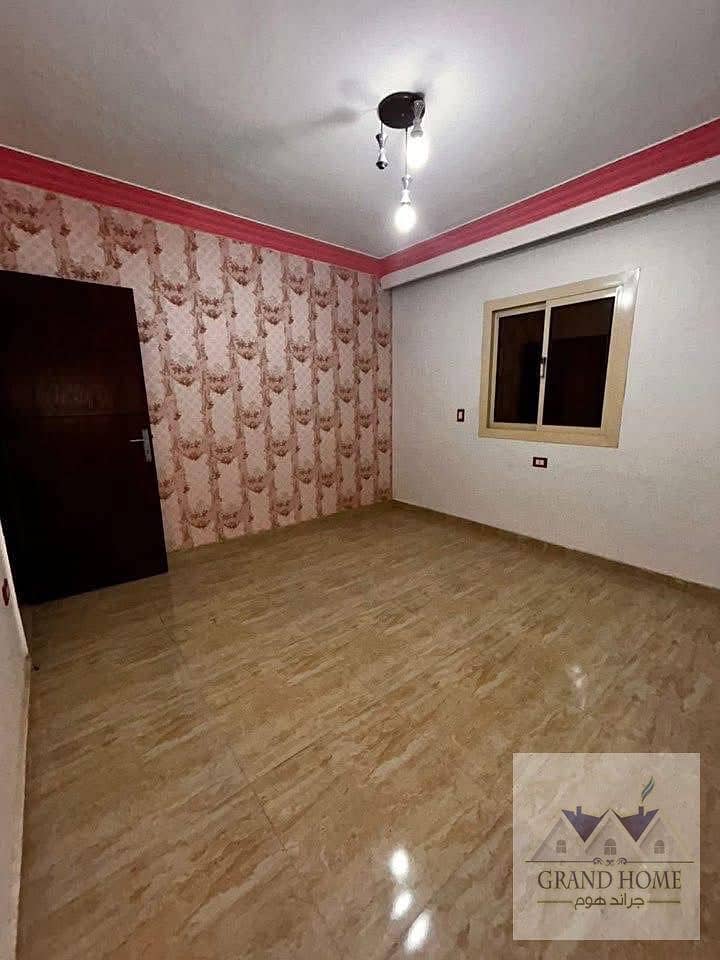 4 4827a55e-e1d6-4dae-b65e-f2e480df5e06. jpg