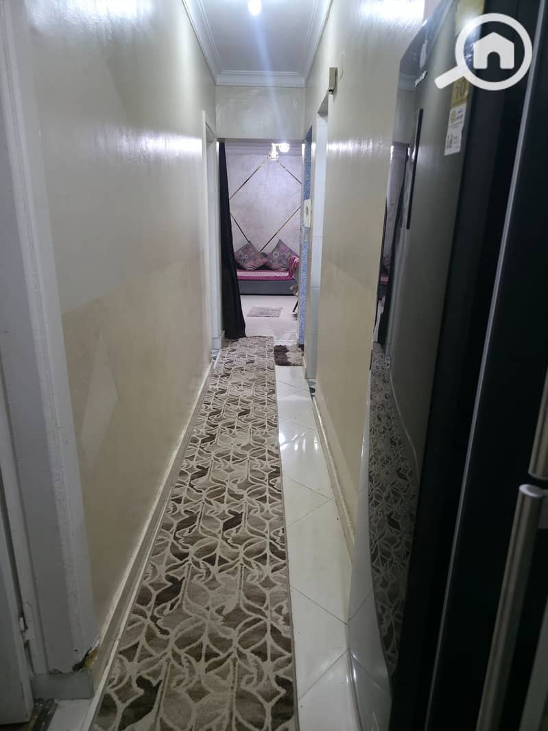 5 3e569d60-9f1b-4d83-b8ee-7ce03b126ec0. jpg