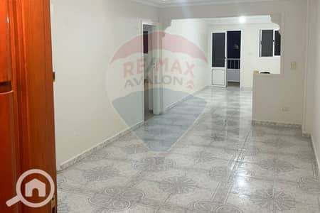 فلیٹ 2 غرفة نوم للبيع في ميامي، الإسكندرية - 1. jpg