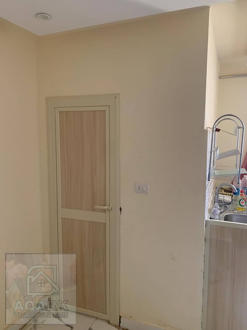 6 fb10ded7-fae8-40c4-8238-8878e7804287. jpg