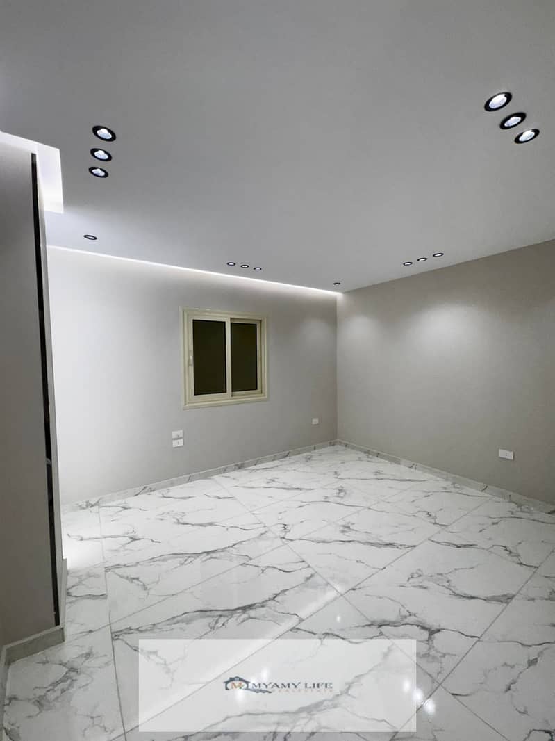 7 WhatsApp Image 2025-09-25 at 5.05. 59 PM (1). jpeg