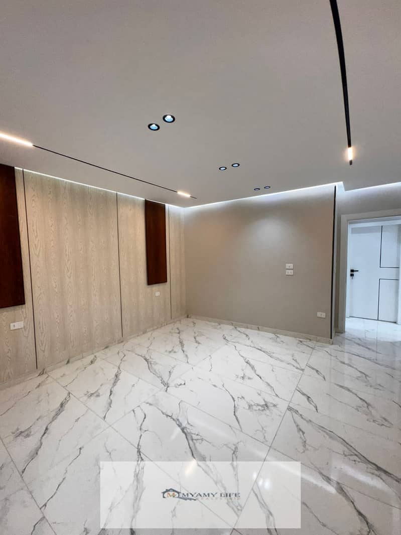 21 WhatsApp Image 2025-09-25 at 5.05. 54 PM (2). jpeg