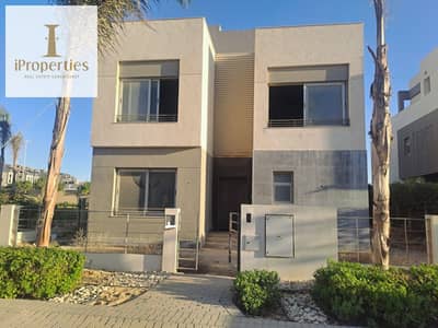 6 Bedroom Villa for Sale in New Cairo, Cairo - 097e00ff-411e-4bb4-a385-ed2d3a4b24cb. png 6 Bedroom Villa for Sale in New Cairo, Cairo - 097e00ff-411e-4bb4-a385-ed2d3a4b24cb. png