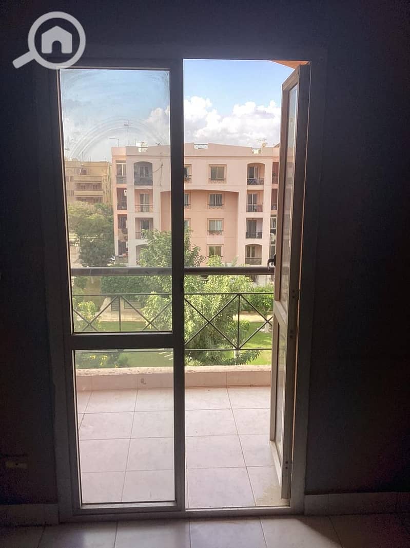 2 0bd3e55c-c911-4d40-bcdb-8dbf2bbec7e3. jpg