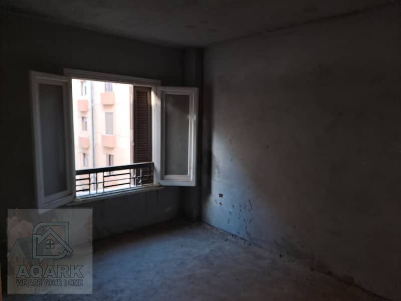 5 61c30ea6-5452-4998-b84f-89a9a8968ab5. jpg