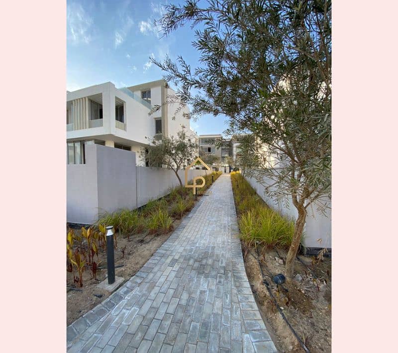 7 WhatsApp Image 2025-11-15 at 3.48. 13 PM. jpg