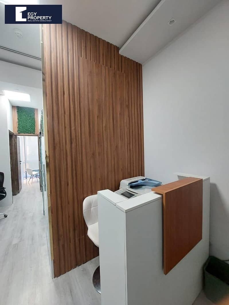 4 _files_WhatsApp Image 2025-12-08 at 03.43. 00_24d89f40. jpg