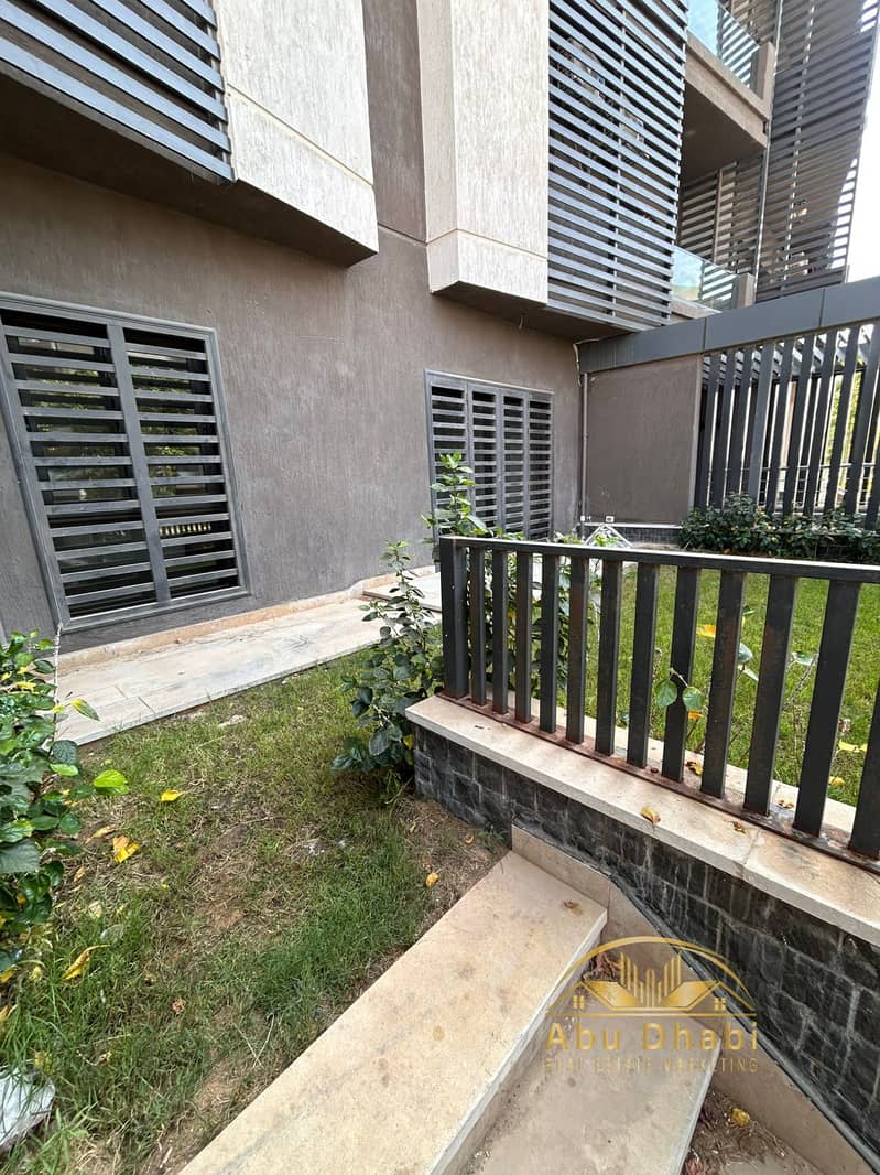 3 3eb69b37-081b-4705-a35a-ee2f93272715. jpg