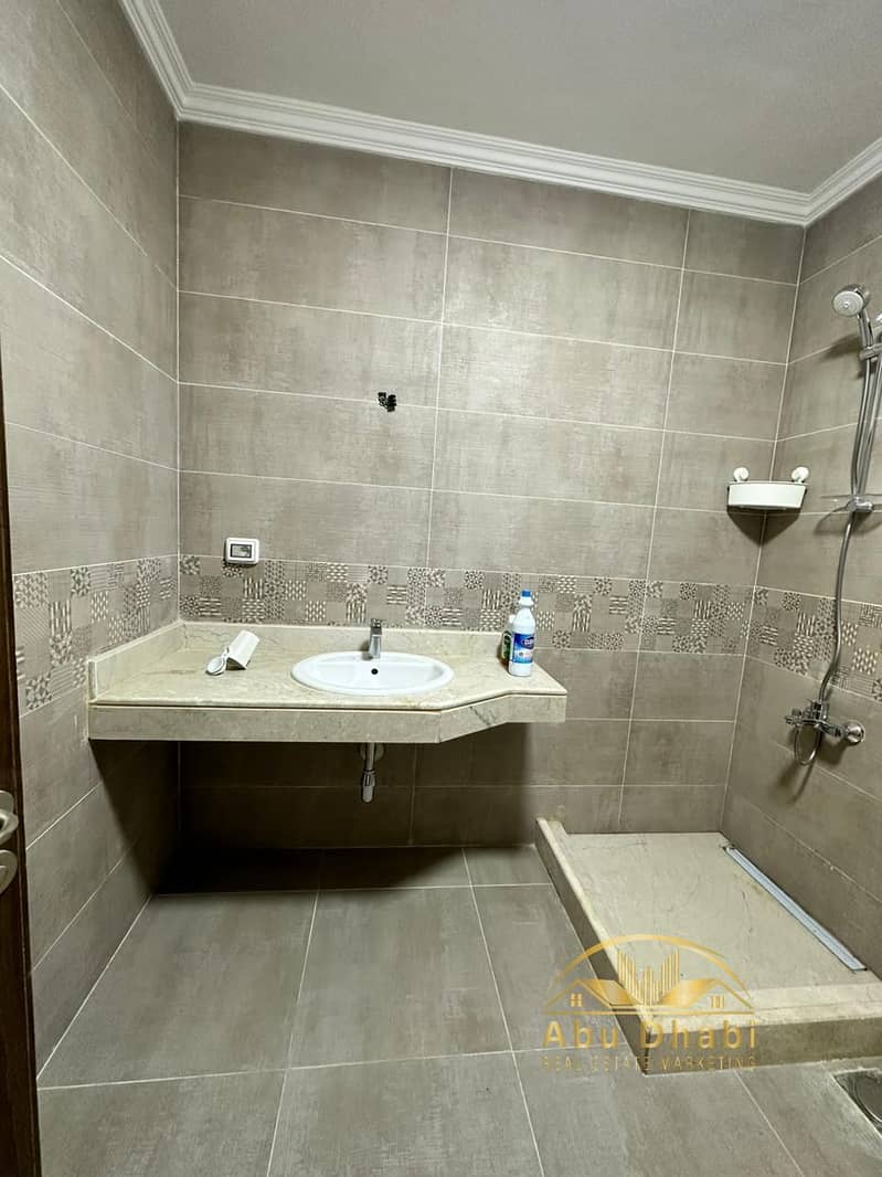 7 2d20b72a-5ea2-4694-bd82-f399eb2f139f. jpg