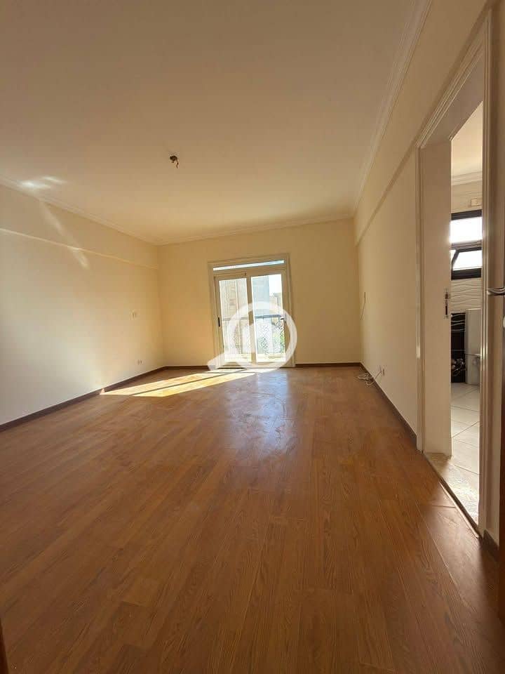 7 cd69785e-9752-4754-a5e7-710081638a0a. jpg