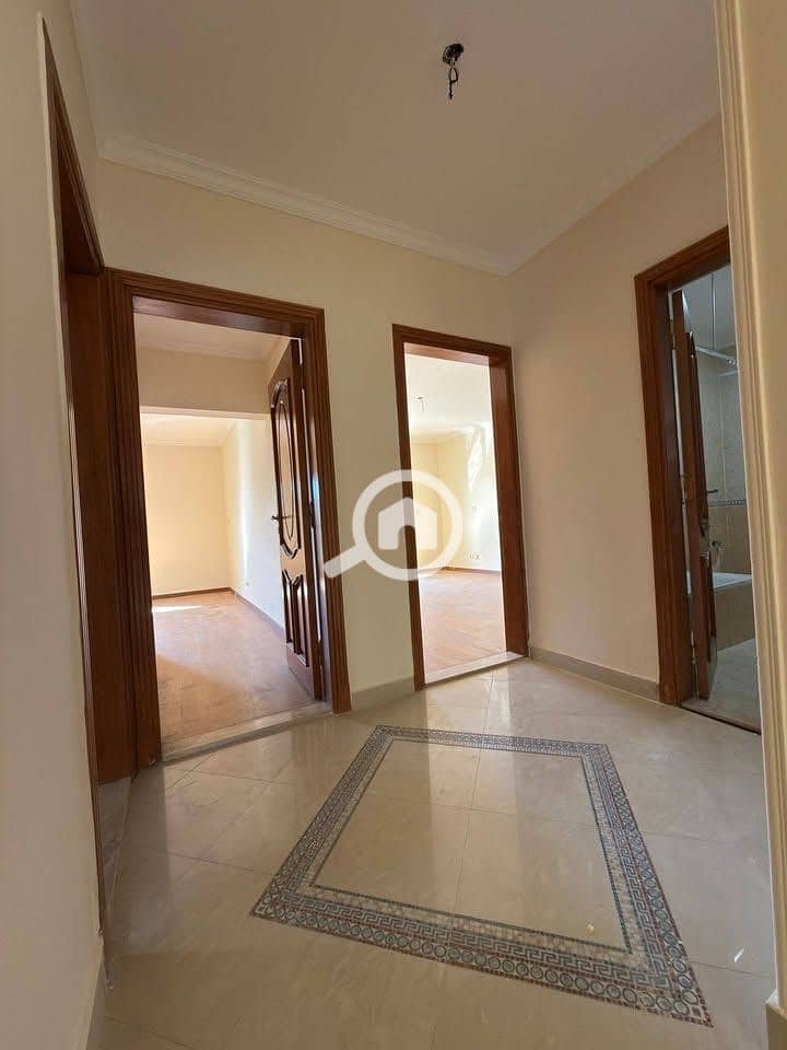 10 ebce5840-bd08-4e75-9852-d6e62c8ebeec. jpg