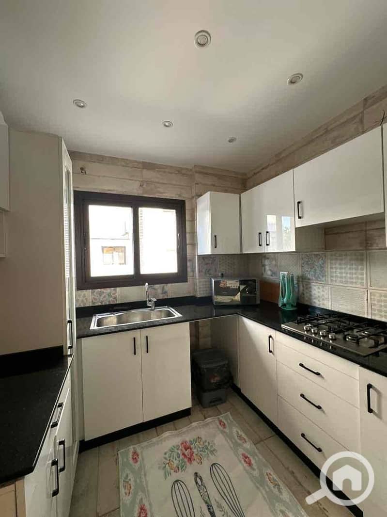 6 b9a27c08-5cc5-4b97-8db6-e9c659a9b55b. jpg