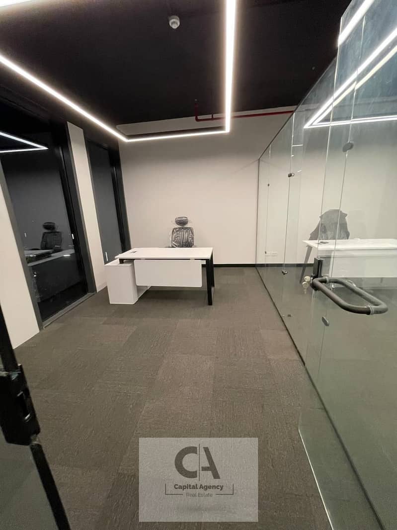 6 0565ce87-0dc3-42ee-84fd-6a6f9726d9f2. jpg