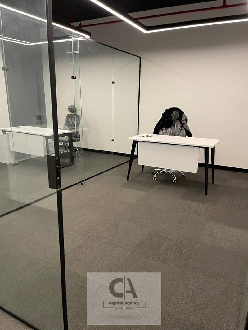 10 2af9dae1-60ce-4d4d-940c-77c56425ceb1. jpg