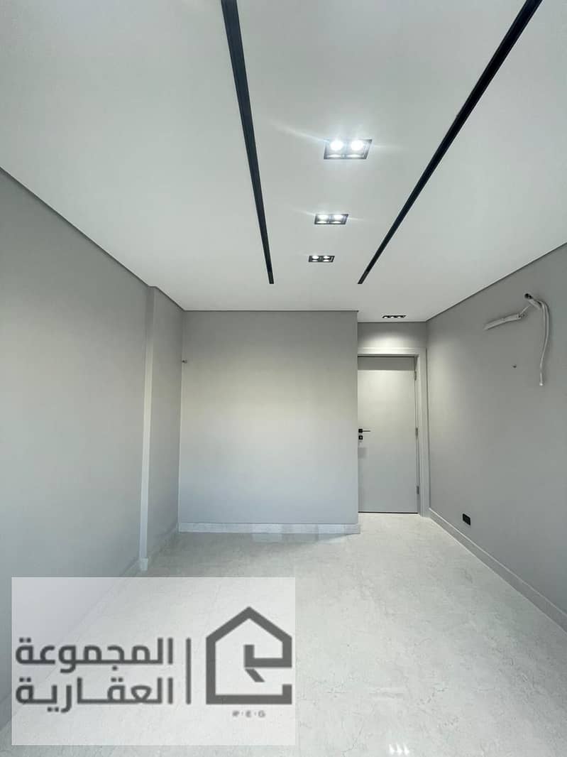 6 8ecb2278-ff5d-412f-9e89-1c9d7bb581b5. jpg