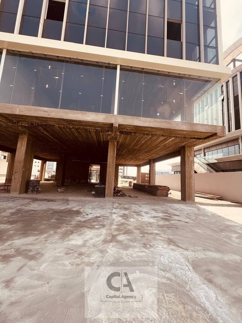 4 43326d0e-a078-421f-b0b0-082de8c16ac0. jpg