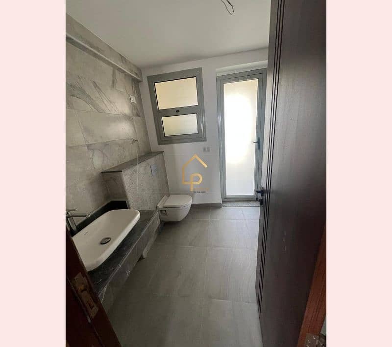 8 WhatsApp Image 2025-08-28 at 3.39. 15 PM. jpg