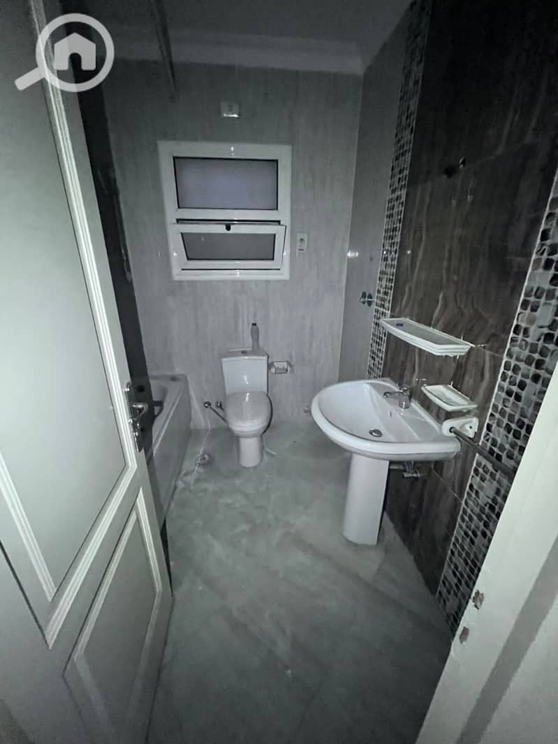 8 WhatsApp Image 2025-12-17 at 6.02. 59 PM(4). jpeg