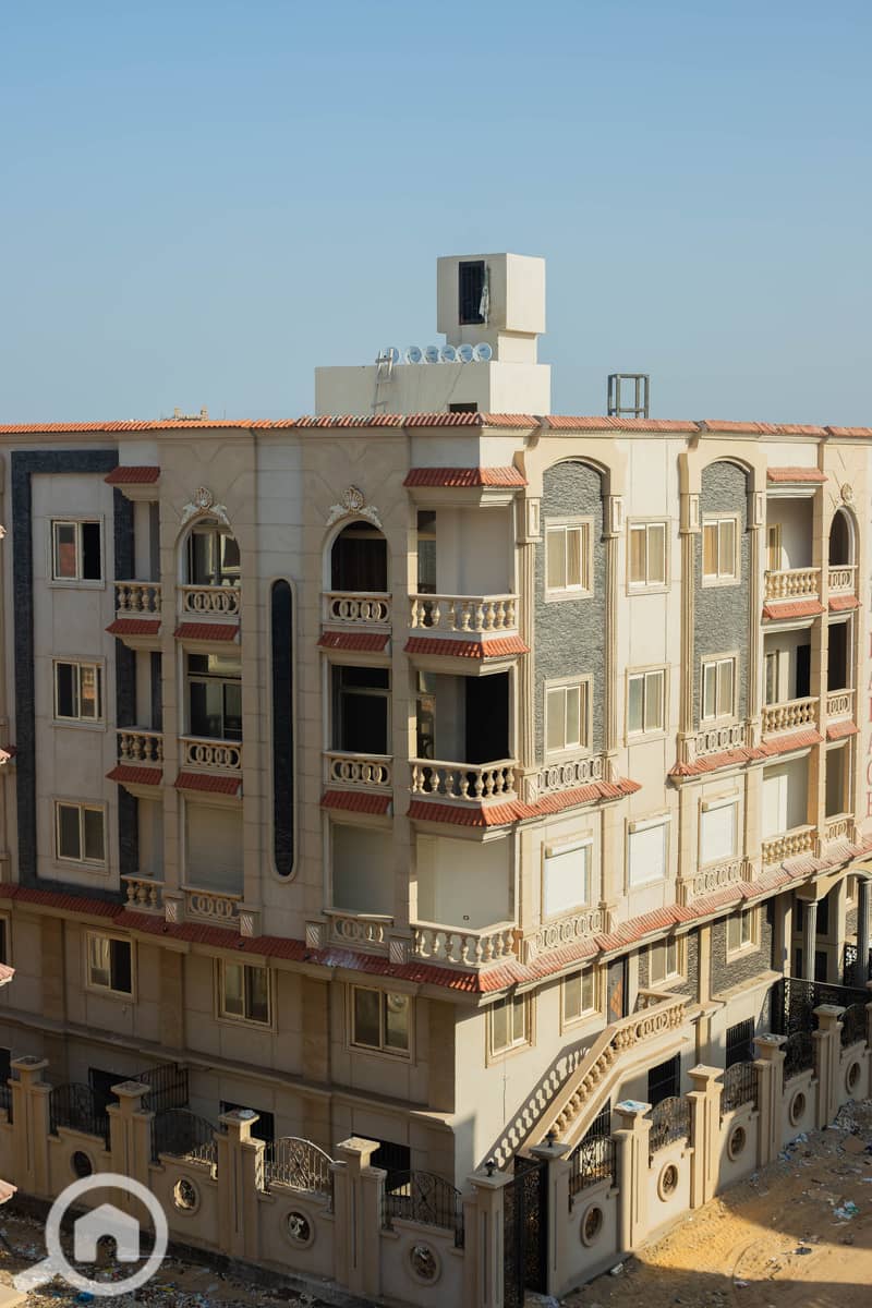 3 IMG_8073-Enhanced-NR. jpg