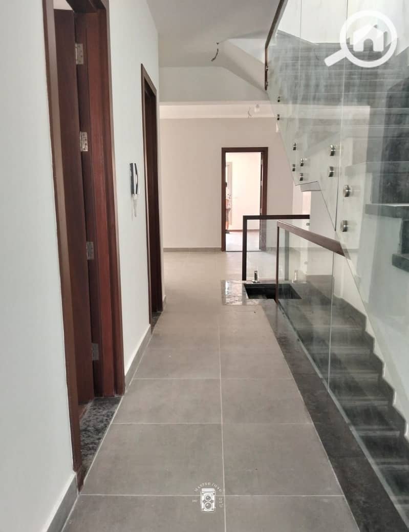 6 WhatsApp Image 2025-12-17 at 2.07. 38 PM (2). jpeg