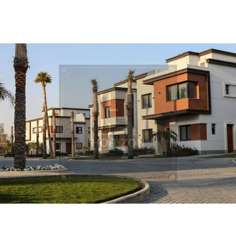 4 8182247-4730fo. jpg