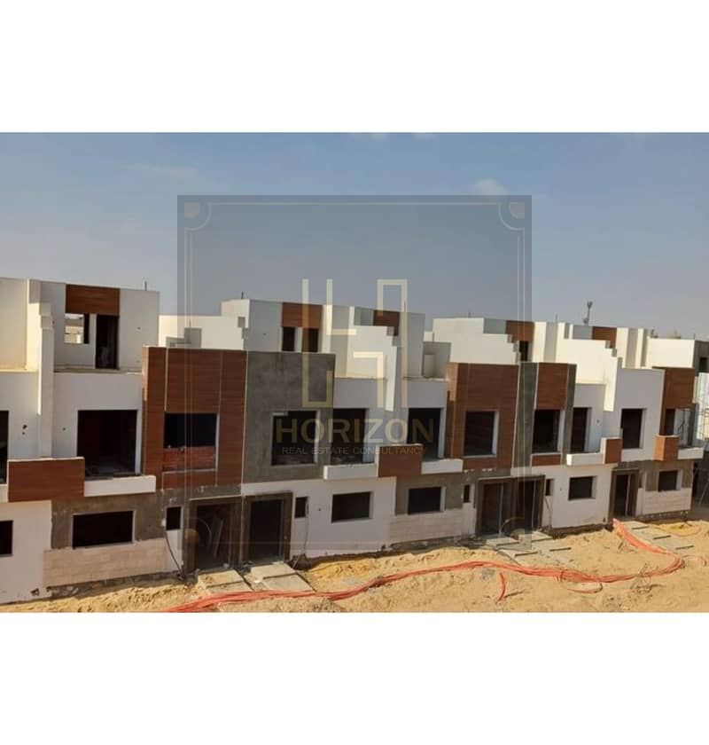 6 8412248-5d139o. jpg