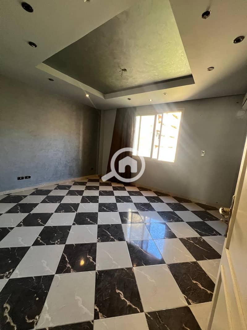 8 5be75585-be89-41ad-95c0-e37649ddd318. jpeg