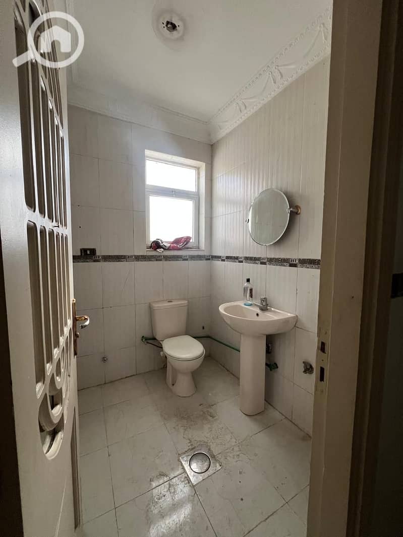 10 171c34db-c2e5-4d1b-a628-5f92d926c82b. jpeg