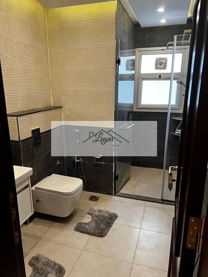 21 WhatsApp Image 2025-11-12 at 12.07. 48 PM(2). jpeg