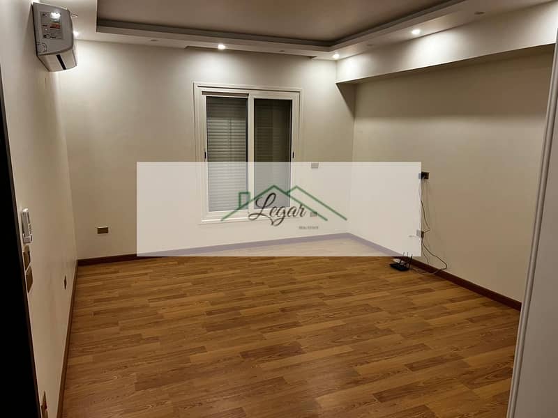 25 WhatsApp Image 2025-11-12 at 12.07. 49 PM(3). jpeg