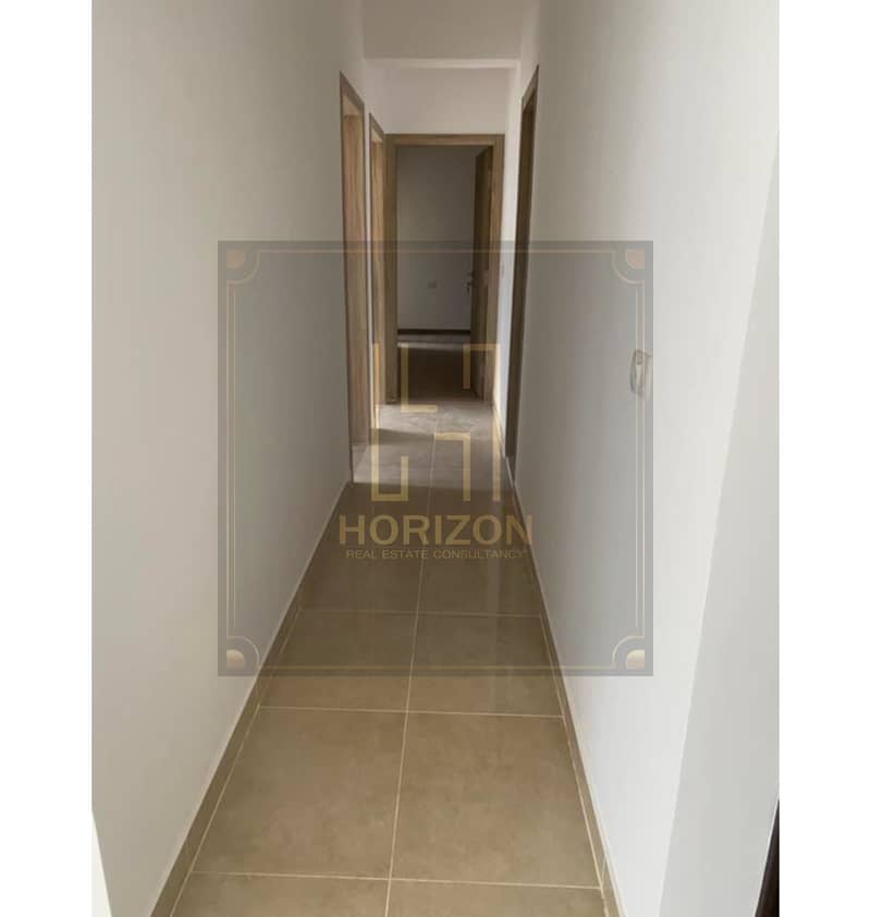 3 1e05b34a-a15d-43c0-b685-1b5c81ae9b10. jfif. jpg