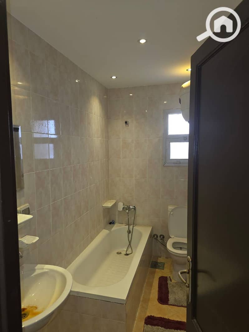 6 3c3eb376-3224-47d5-912a-be980d094433. jpeg