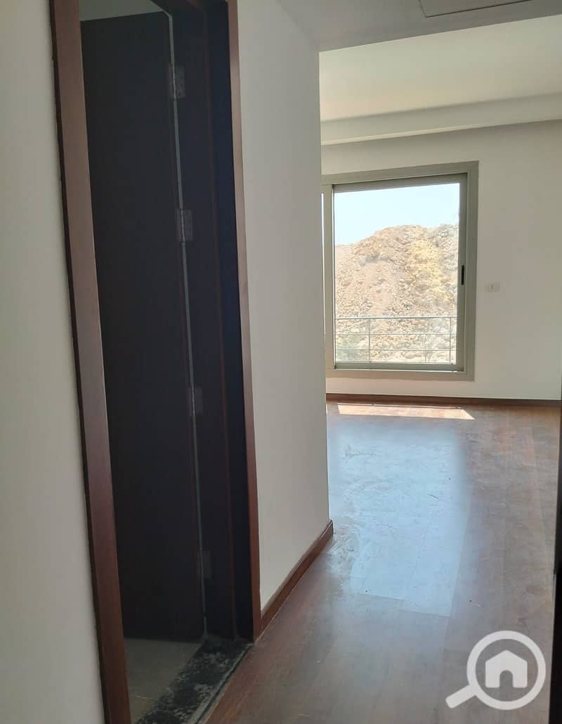 8 WhatsApp Image 2025-12-17 at 2.07. 37 PM (2). jpeg