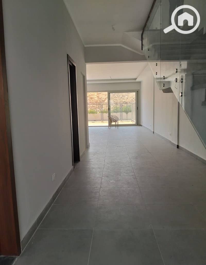 10 WhatsApp Image 2025-12-17 at 2.07. 37 PM. jpeg