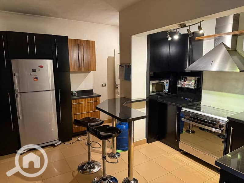 4 61253656-32c8-43ad-8643-887e9d58a1e2. jpeg