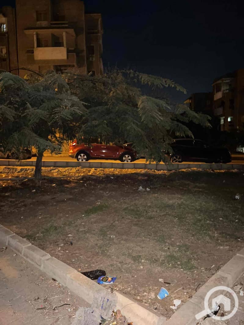 4 e8cd9674-8070-4e27-92d0-f094e415eca8. jpg