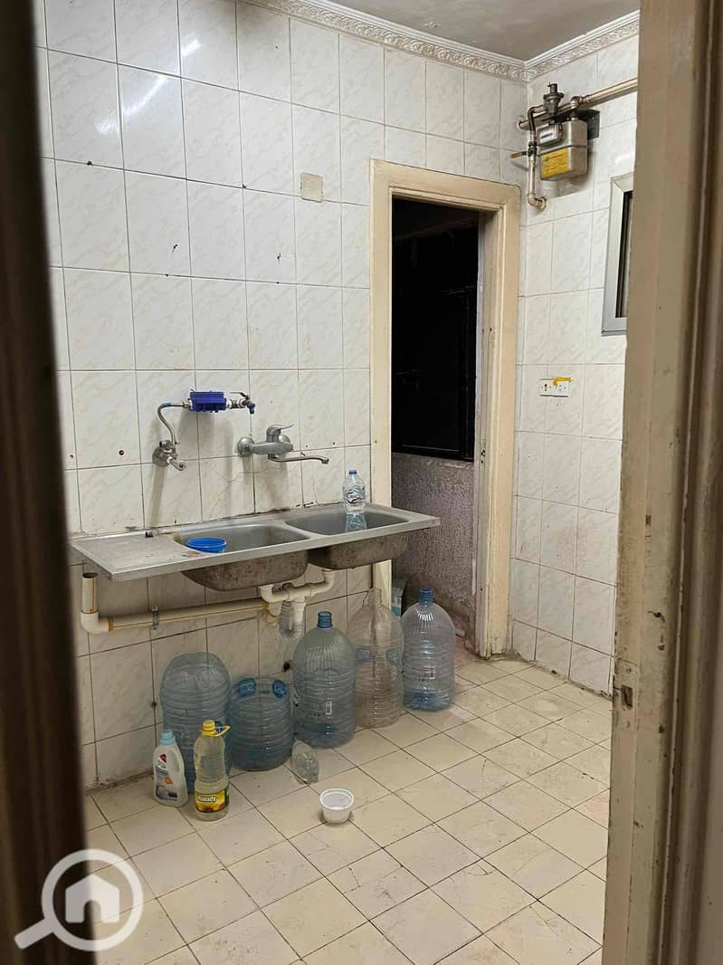 8 76e37e00-396e-4312-b7c2-f7c39c51ae64. jpg