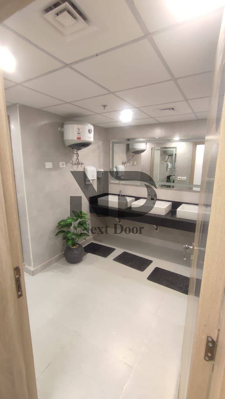 6 WhatsApp Image 2025-10-16 at 10.57. 38_acd22b59. jpg